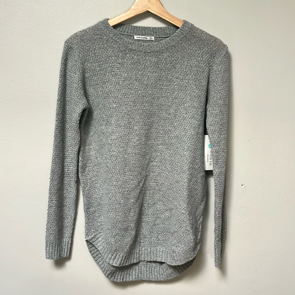 *Brand New w Tags* gray knit sweater